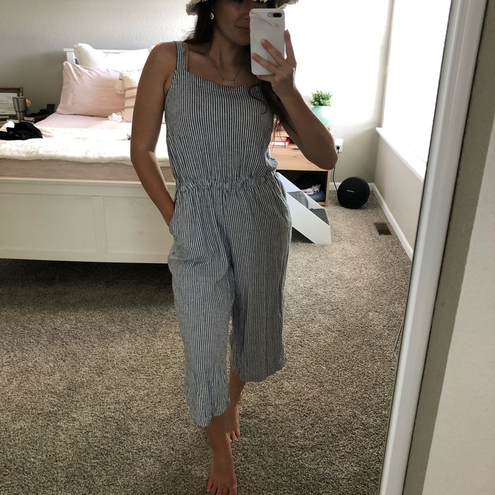Old navy jumpsuit